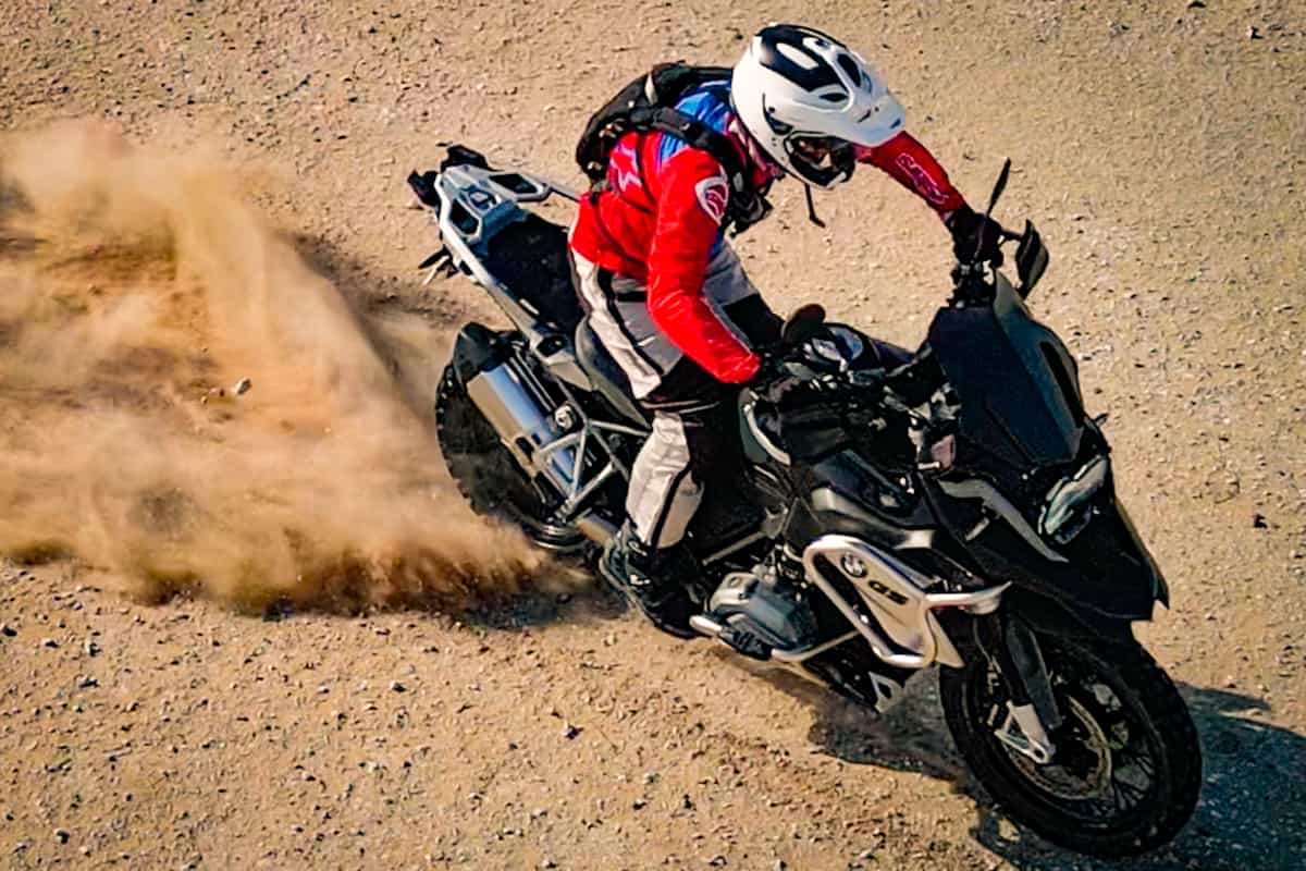 How to Master Emergency Braking for OffRoad ADV Motorcycles